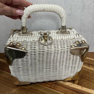 Source Unknown White Wicker Mini Bag with Gold Details